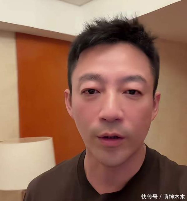 倍顺网 汪小菲带子女回内地见张兰，小S全家出游独留S妈伤感，差距太大！